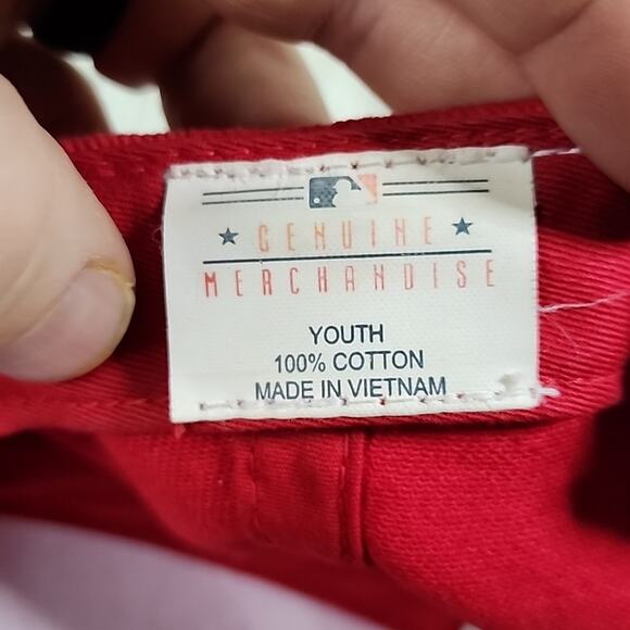 Fan Favorite Youth Cincinnati Reds Red Baseball Hat - Picture 7 of 7